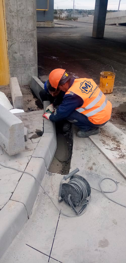 благоустройство территории тц